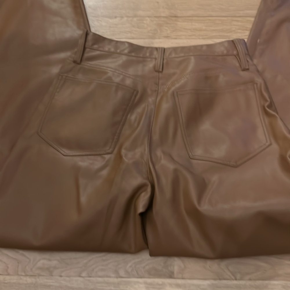 - Madewell Faux Leather Vintage wide Leg - Picture 9 of 10